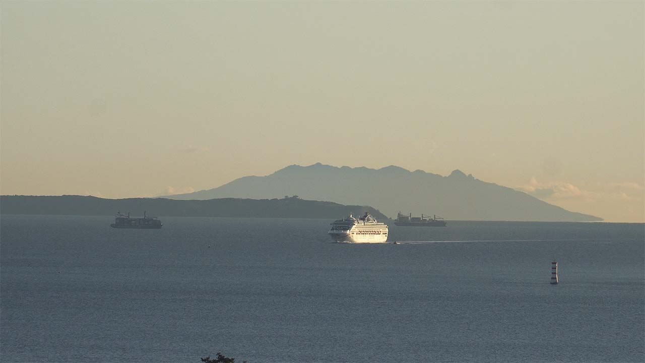 Pacific Explorer